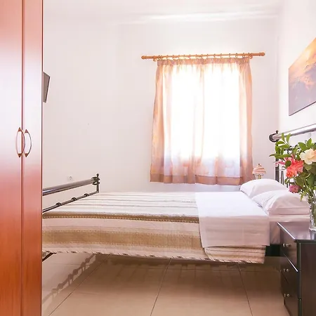 Apartahotel Boutique Hermanassa Ermoupoli